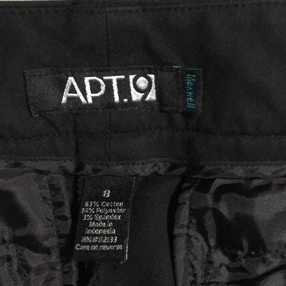 Capris - Picture 2 of 2